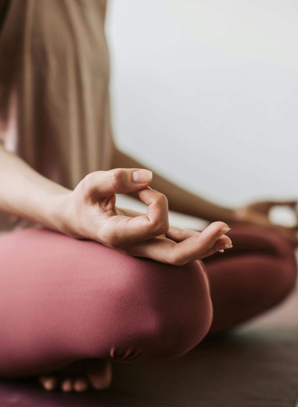 pexels-vlada-karpovich-lotossitz-min